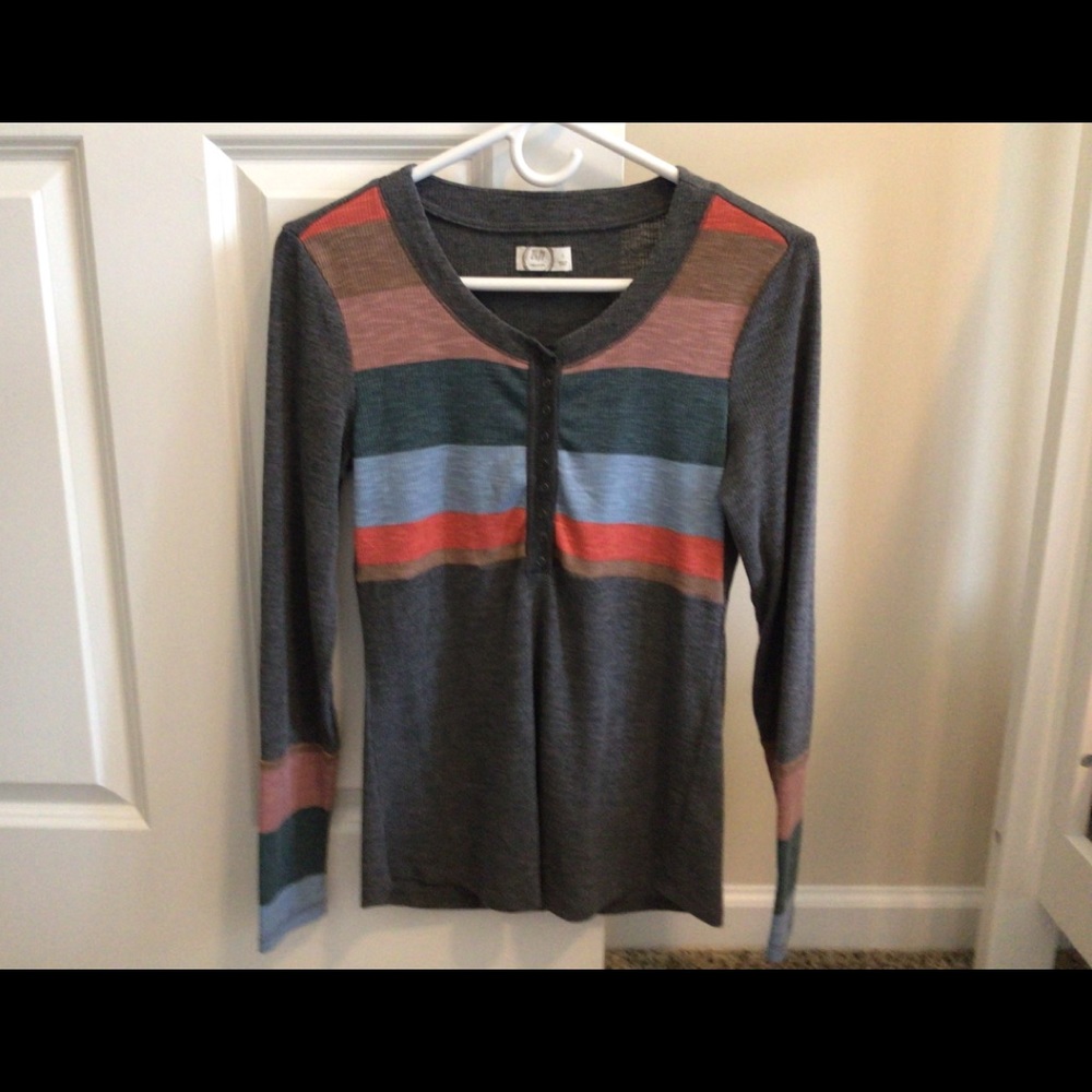 Women’s Maurice’s Henley Top Multi size Small